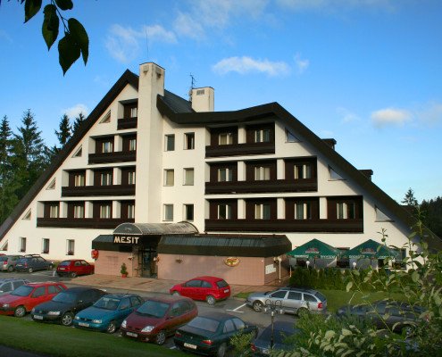 Hotel Mesit léto