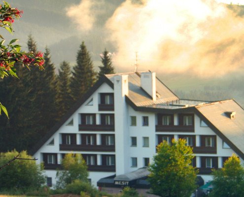 Hotel Mesit západ slunce