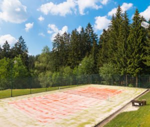 Tenisový kurt hotel Mesit