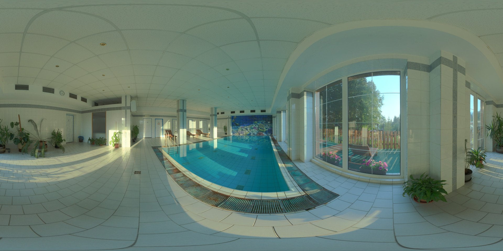 Bazén v hotelu Mesit