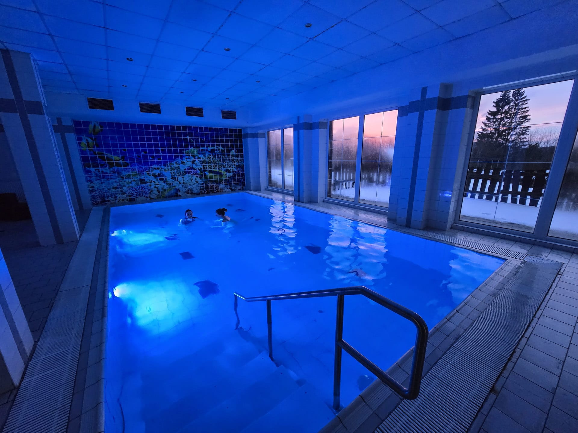 Bazén v hotelu Mesit